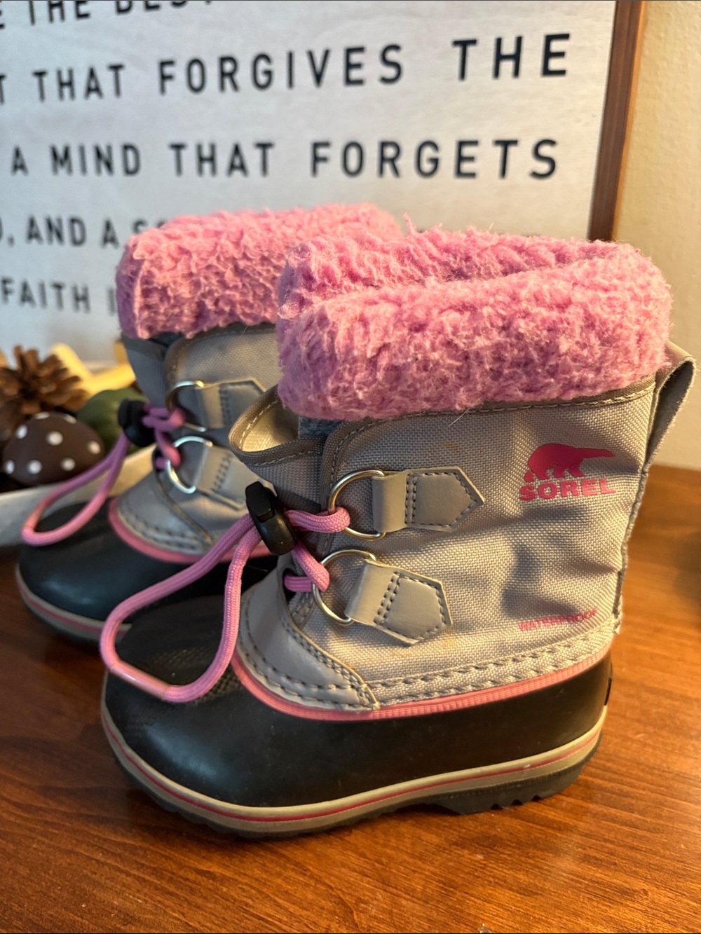 SOREL Yoot Pac Waterproof Winter Snow Boot Size 9 Toddler Girl Pink Grey Black